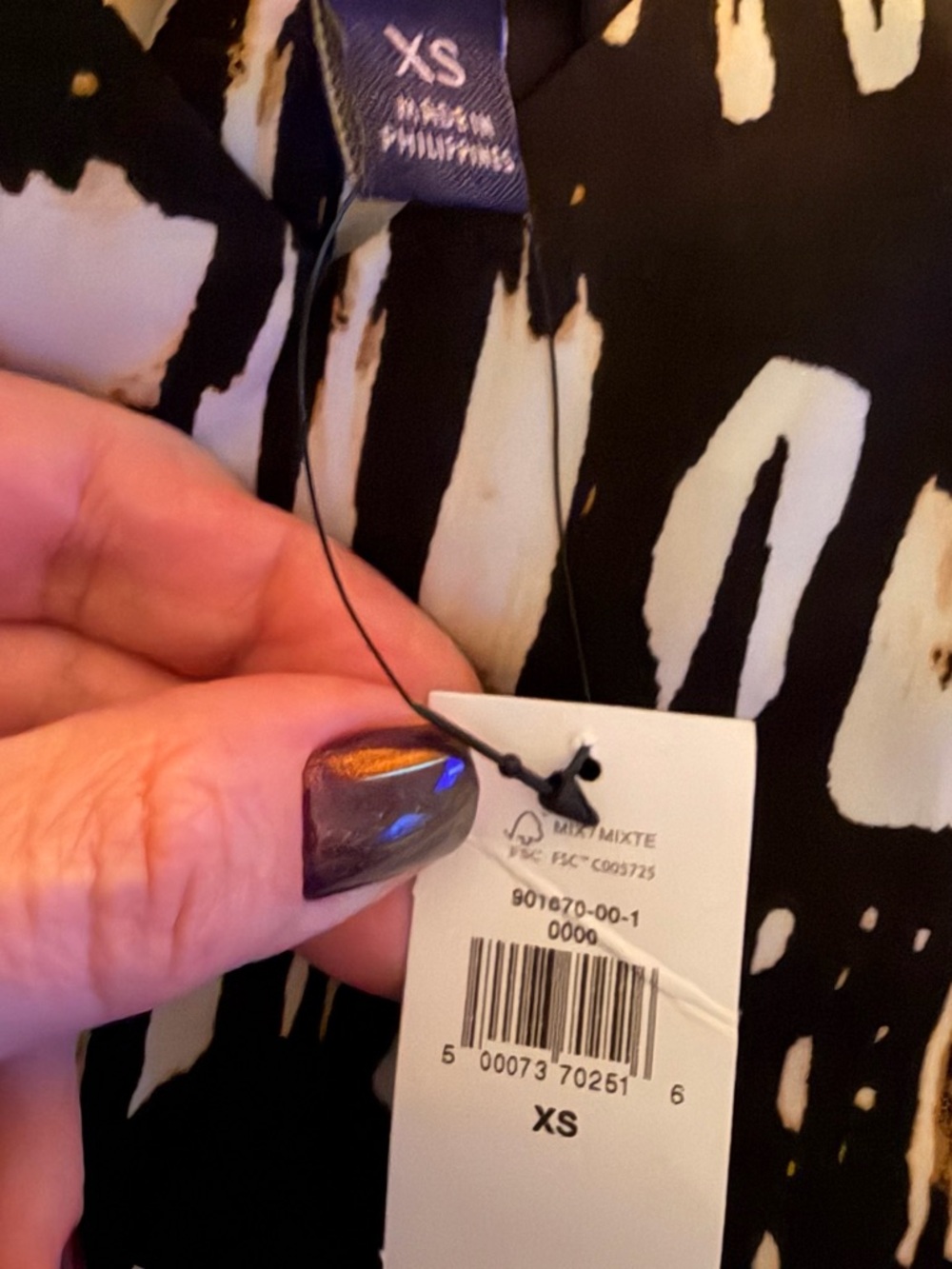 Banana Republic Black & Cream Tie-Shoulder V-Neck Maxi Dress sleeveless - Picture 7 of 7